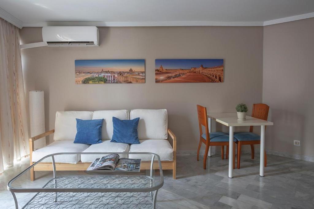 Luminosity Square Studio. Francos 14 إشبيلية المظهر الخارجي الصورة